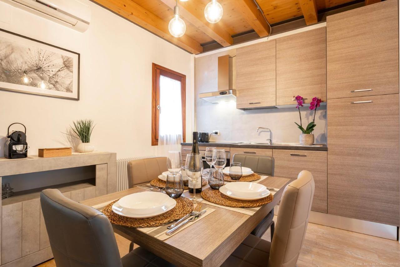 Venezia-Suite HemingwayA Pochi Passi Outlet نوفينتا دي بْيافي المظهر الخارجي الصورة