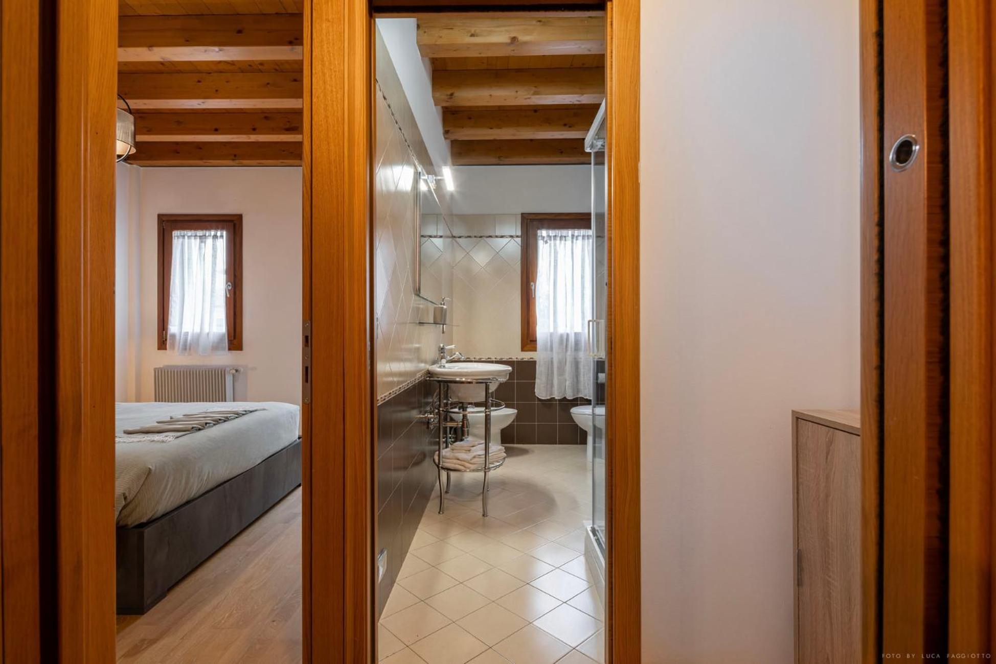Venezia-Suite HemingwayA Pochi Passi Outlet نوفينتا دي بْيافي المظهر الخارجي الصورة
