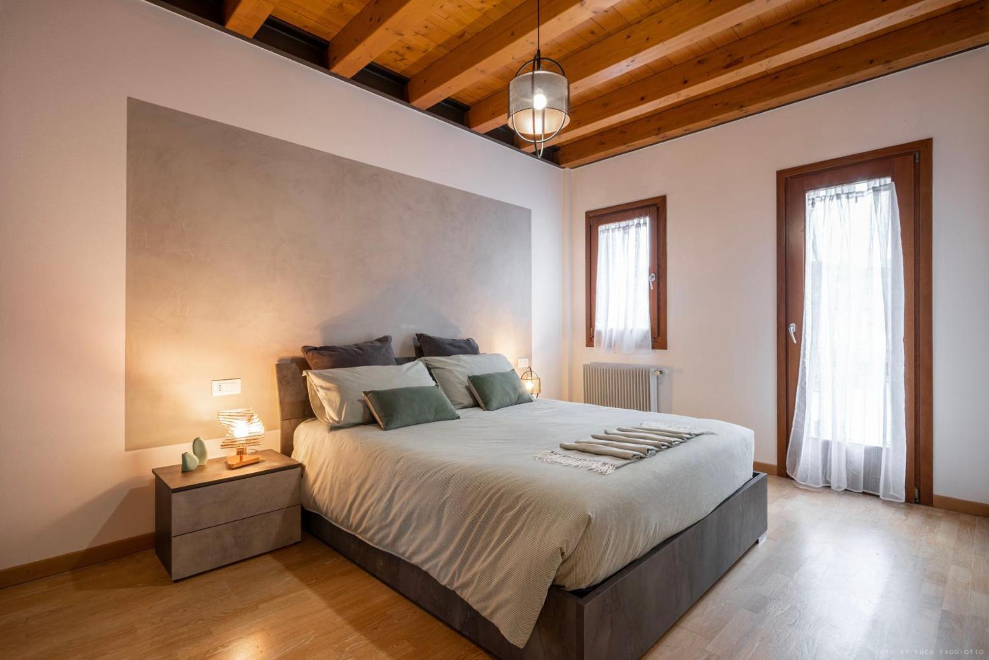 Venezia-Suite HemingwayA Pochi Passi Outlet نوفينتا دي بْيافي المظهر الخارجي الصورة